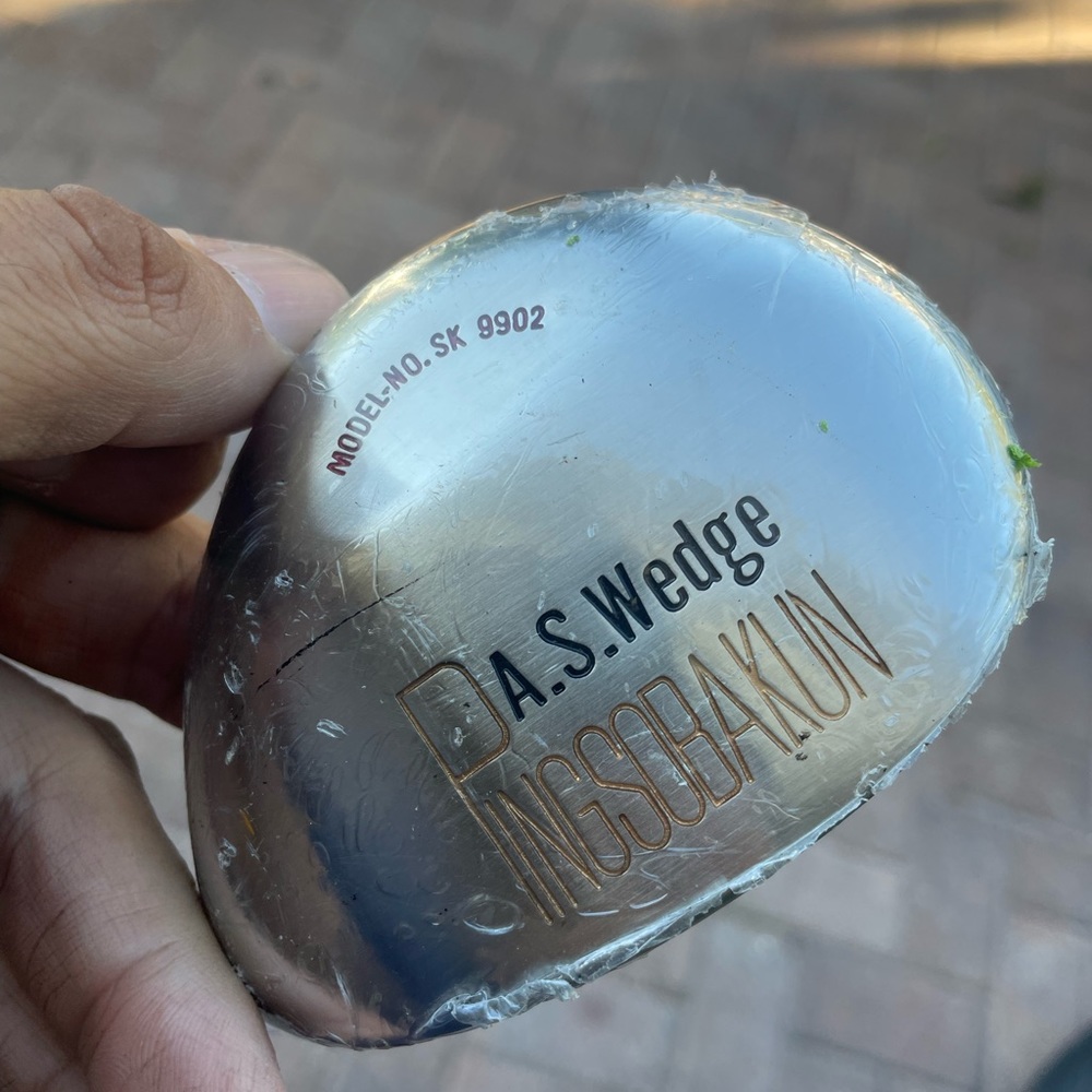 Japanese PingsobaKun Model No SK9902 A.S. Wedge Regular Graphite Shaft